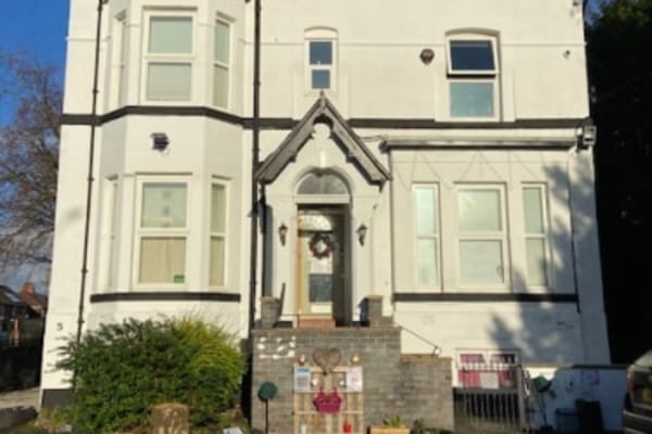 Ninas Nursery (Offerton) Ltd, 43 Marple Road