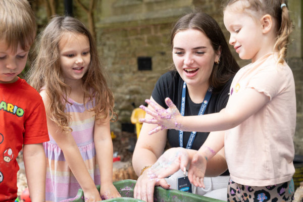 Puddleduck Preschool in Ascot (Priory Road) SL5 8RT