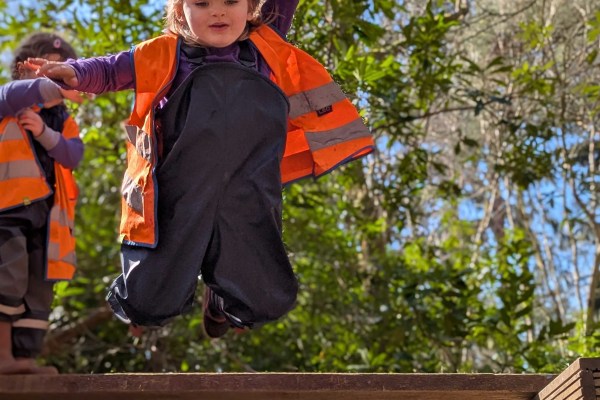 Outdoor Owls Richmond TW10 6TH