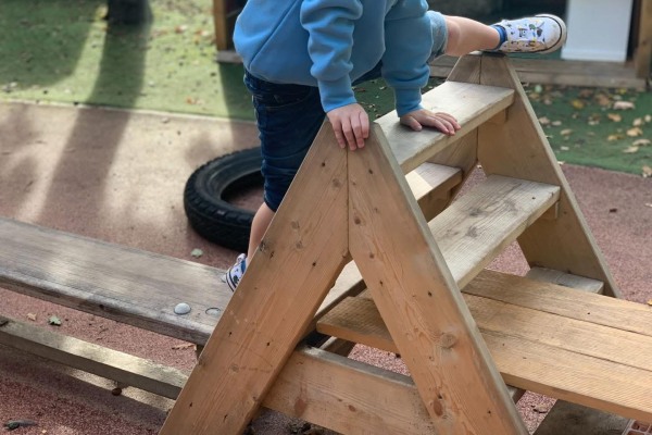 Newlands Early Years Centre, Newlands Primary School