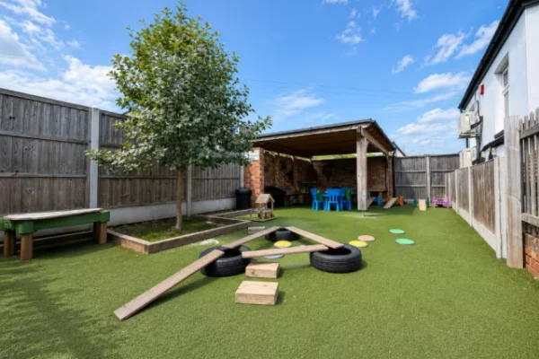 Flower Pots Day Nursery (Kings Langley), Kings Langley