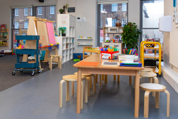 Katey's Nursery & Pre-school Hampton Court KT8 9BE