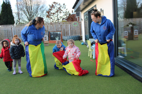 Roundabouts Day Nursery Shavington, 34 Crewe Road