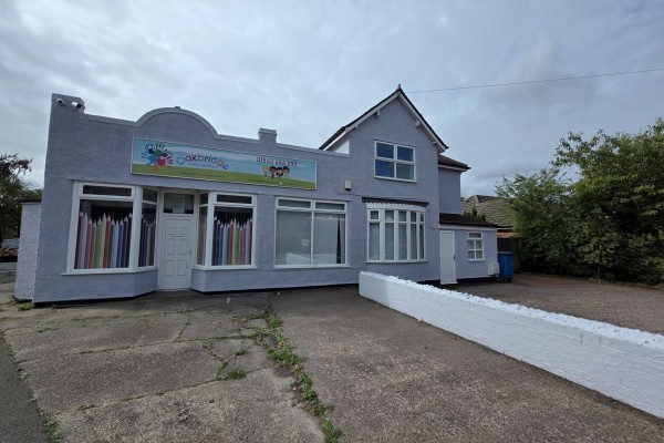 Oakbridge Little Learners, 66-68 Bridgecross Road