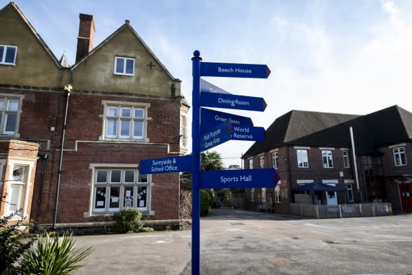 Reigate St Mary's Prep and Nursery School, 2 Chart lane