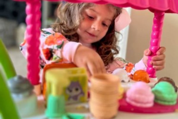 Happy Chalet Ltd HA7 4YP