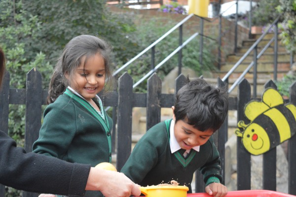 Oaklands School IG10 4RA