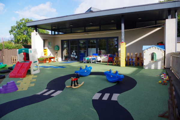 Breakspeare Community Pre-School, School Mead