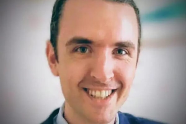 Male Childcare & Teaching Jobs SW20 8QD