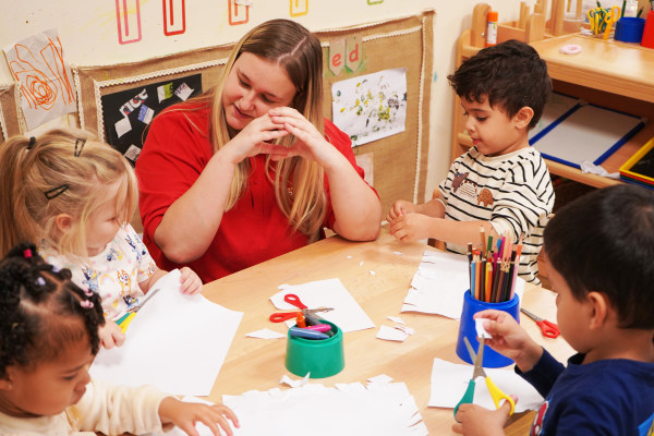 Bright Starts Nursery - Thornliebank, Glasgow, Renfrewshire