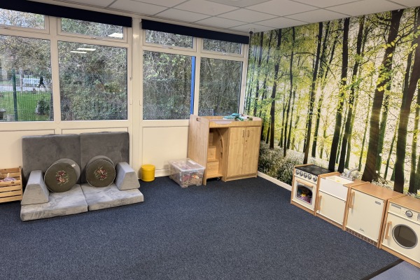 Owls Nursery School at Hawksmoor Primary SE28 8AS