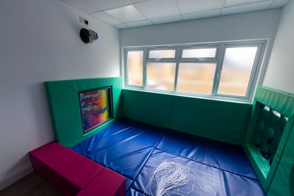 Monkey Puzzle Day Nursery Kingston, Barnfields