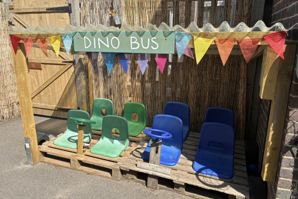 Diddy Dinos Keston, Keston