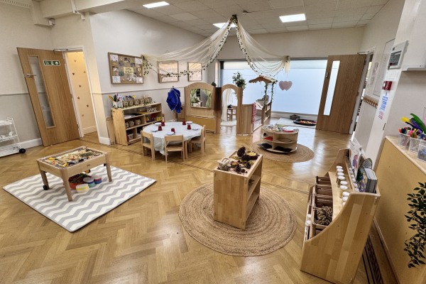 Hearts Day Nursery Loughton IG10 1DX