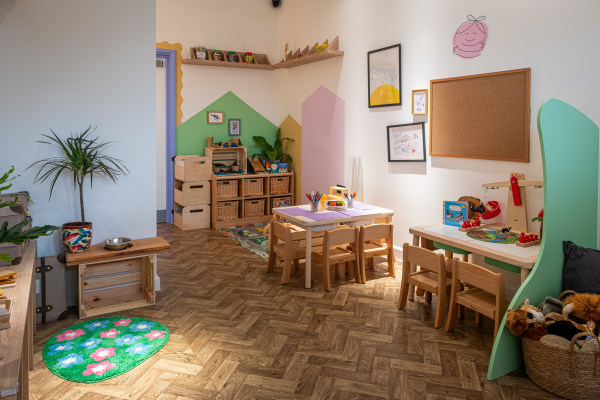 The Working Mums Club, 60-66 Crossfield Street