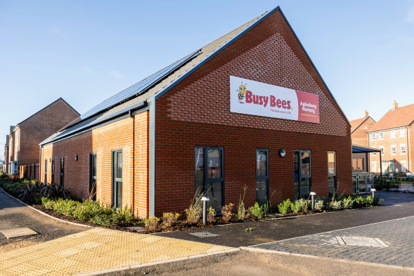 Busy Bees at Aylesbury Kingsbrook, 95 Armstrong Fields