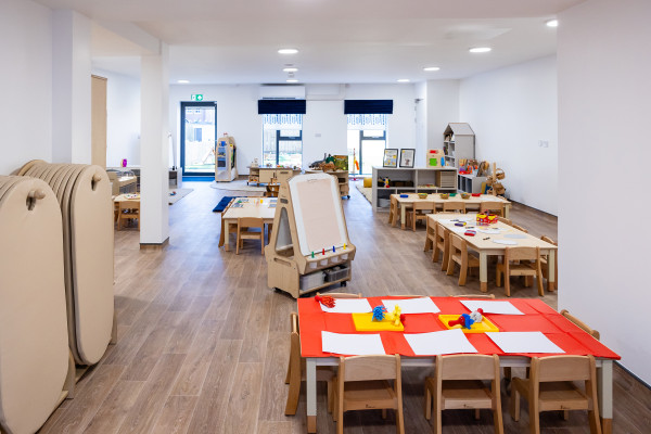 Busy Bees at Aylesbury Kingsbrook HP22 7BX