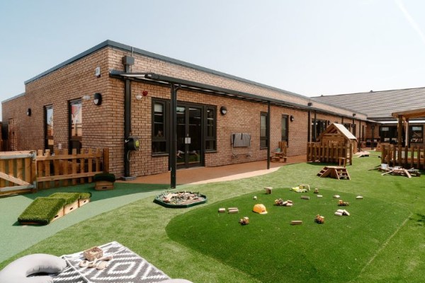 Little Pioneers Nursery & Pre-School Kingsgrove OX12 7LP