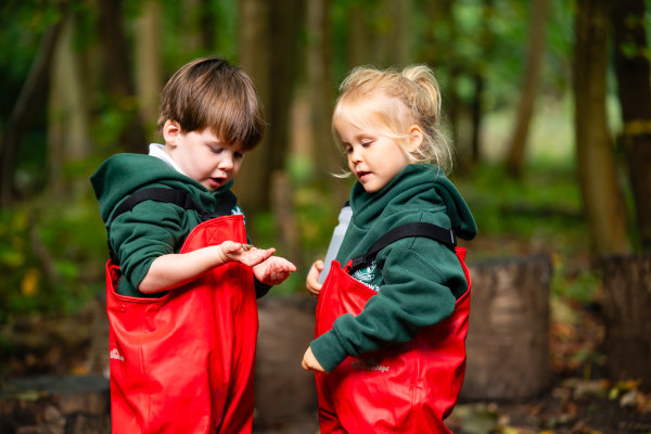 St Andrew's, Berkshire, Buckhold