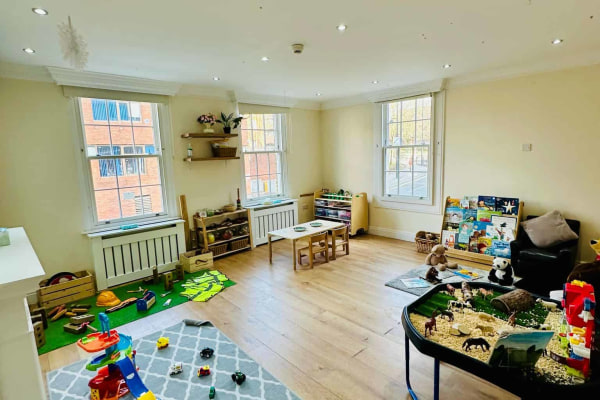 Early Years Day Nursery Uxbridge UB8 1JR