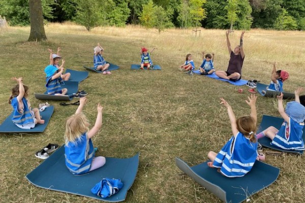 Little Ducklings Marble Hill Park Nursery TW1 2NL