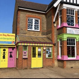 Toddle-Inn Ltd