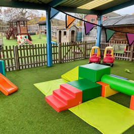 Little Oaks Day Nursery
