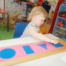 Sticky Fingers Montessori Day Nursery