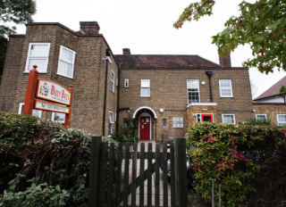 Busy Bees Mill Hill, London, London