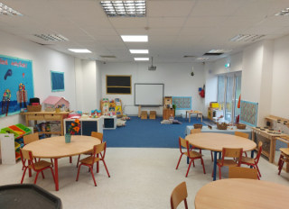 Caerleon Child Care Bristol 22 Concorde Road Patchway Bristol South Gloucestershire Bs34 5tb 30 Reviews