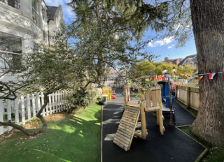 Grange Montessori, London, London