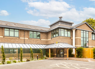 Fennies Reading, Rose Kiln Lane, Reading, Berkshire