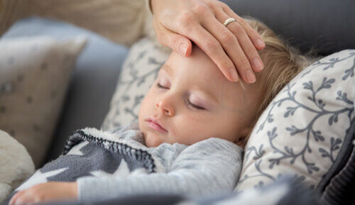 What are the symptoms of Strep A and how contagious is it?